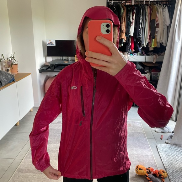 Helium 2 UL Rain Shell - Picture 3 of 8